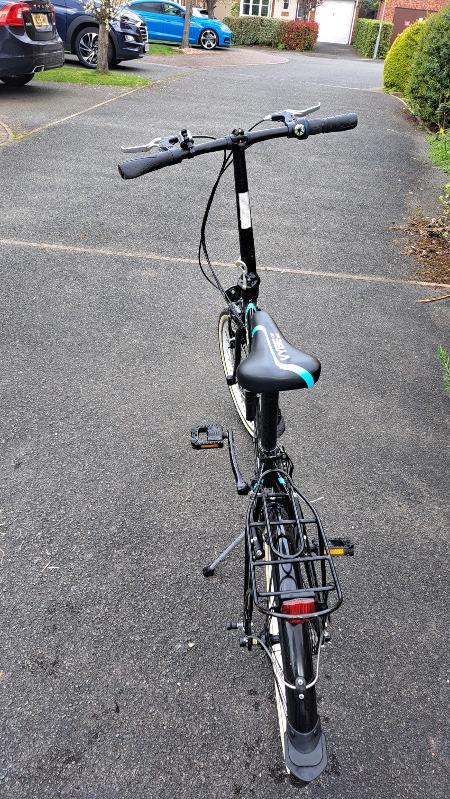 Dahon Vybe Folding City Bike 7-Speed Matte Black