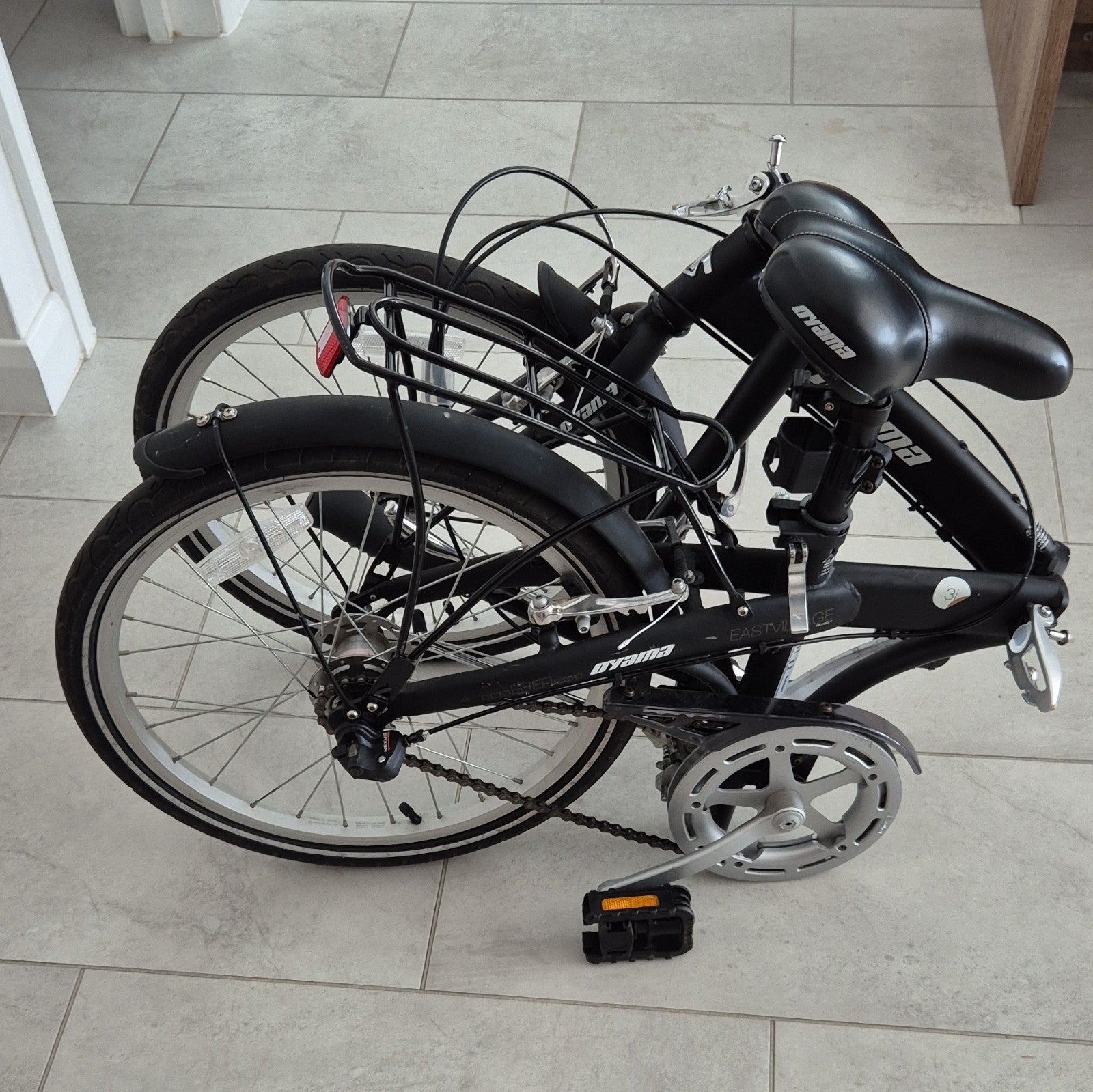 Oyama East Village 20in Folding Bike Shimano 3 Speed Black Folding Bike