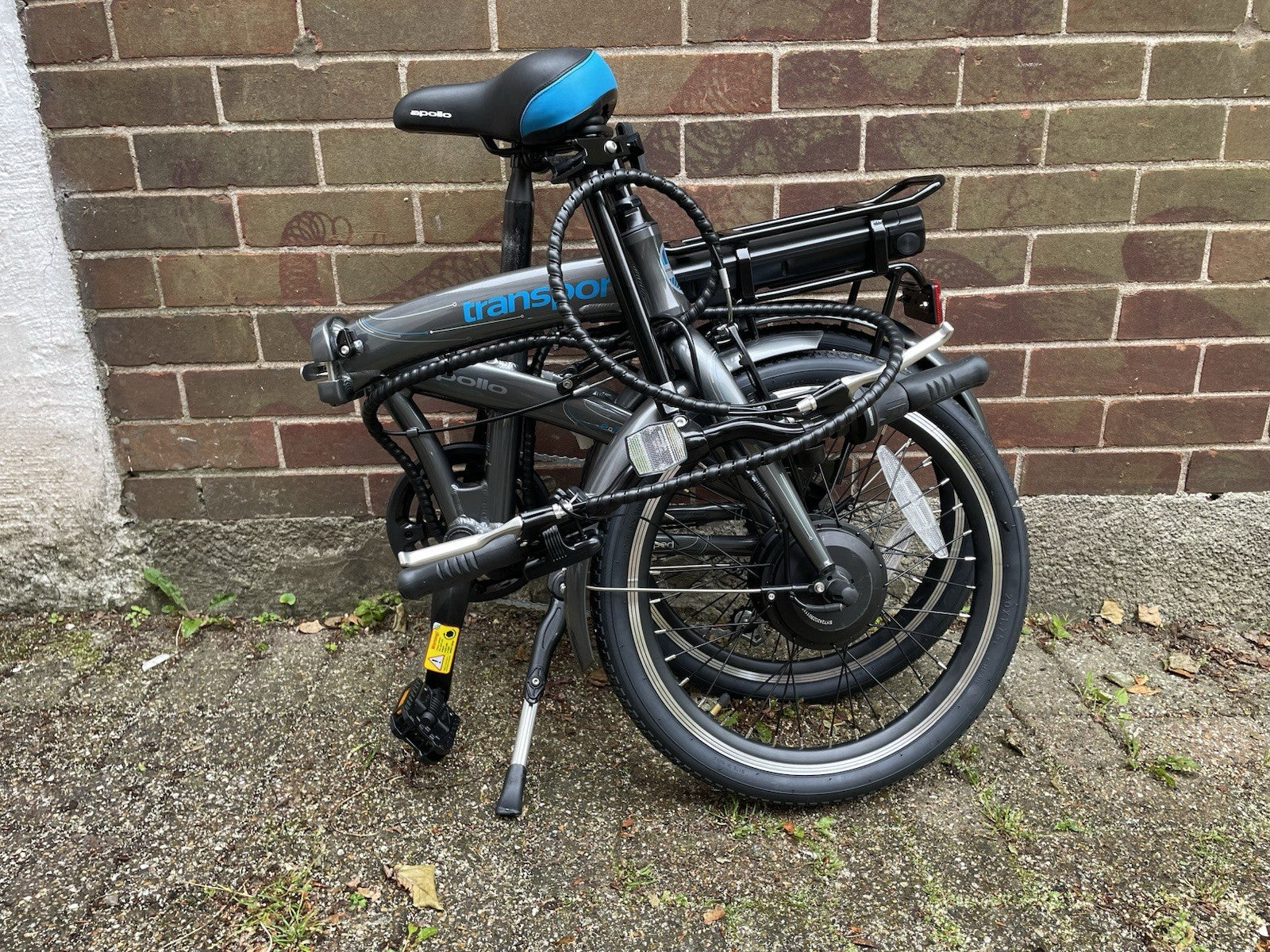 Apollo Transport Folding Bike 20in 250W 7 Speed Grey