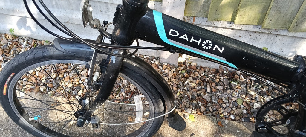 Dahon Vybe 20 Inch Folding Bike ideal commuter bike