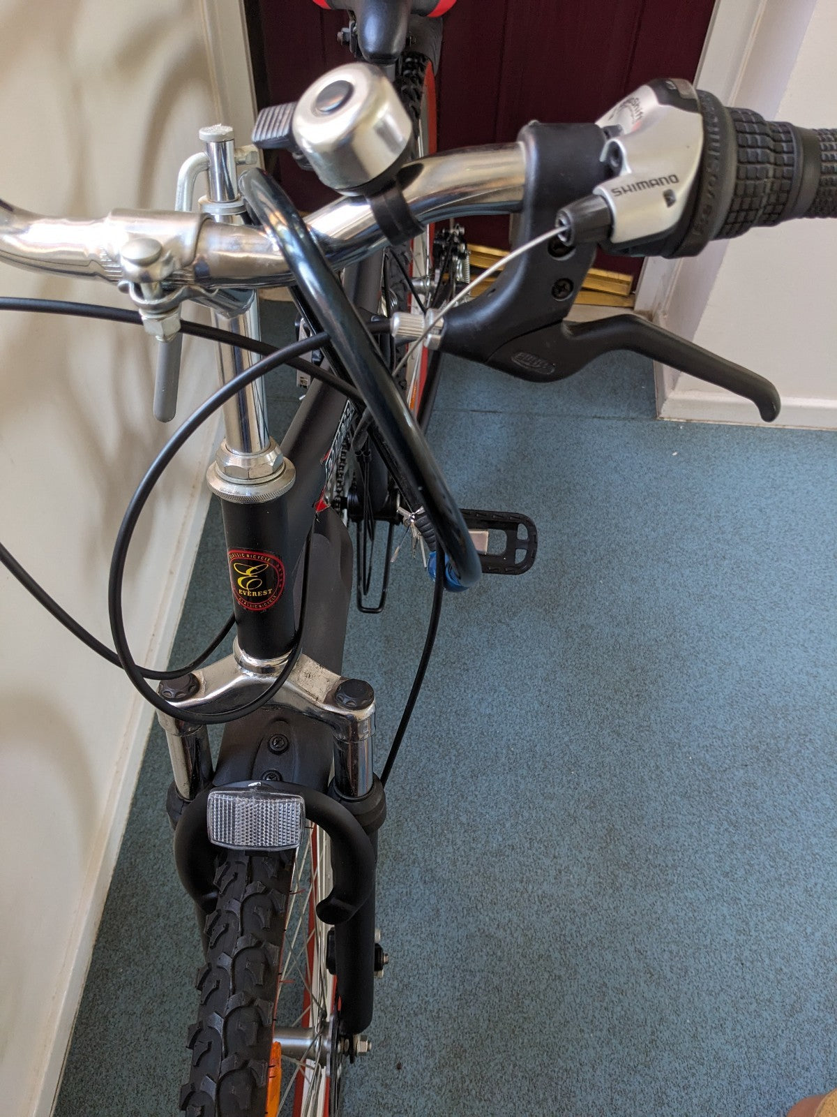 Brand new men's Everest Shimano, folding mountain bike bike