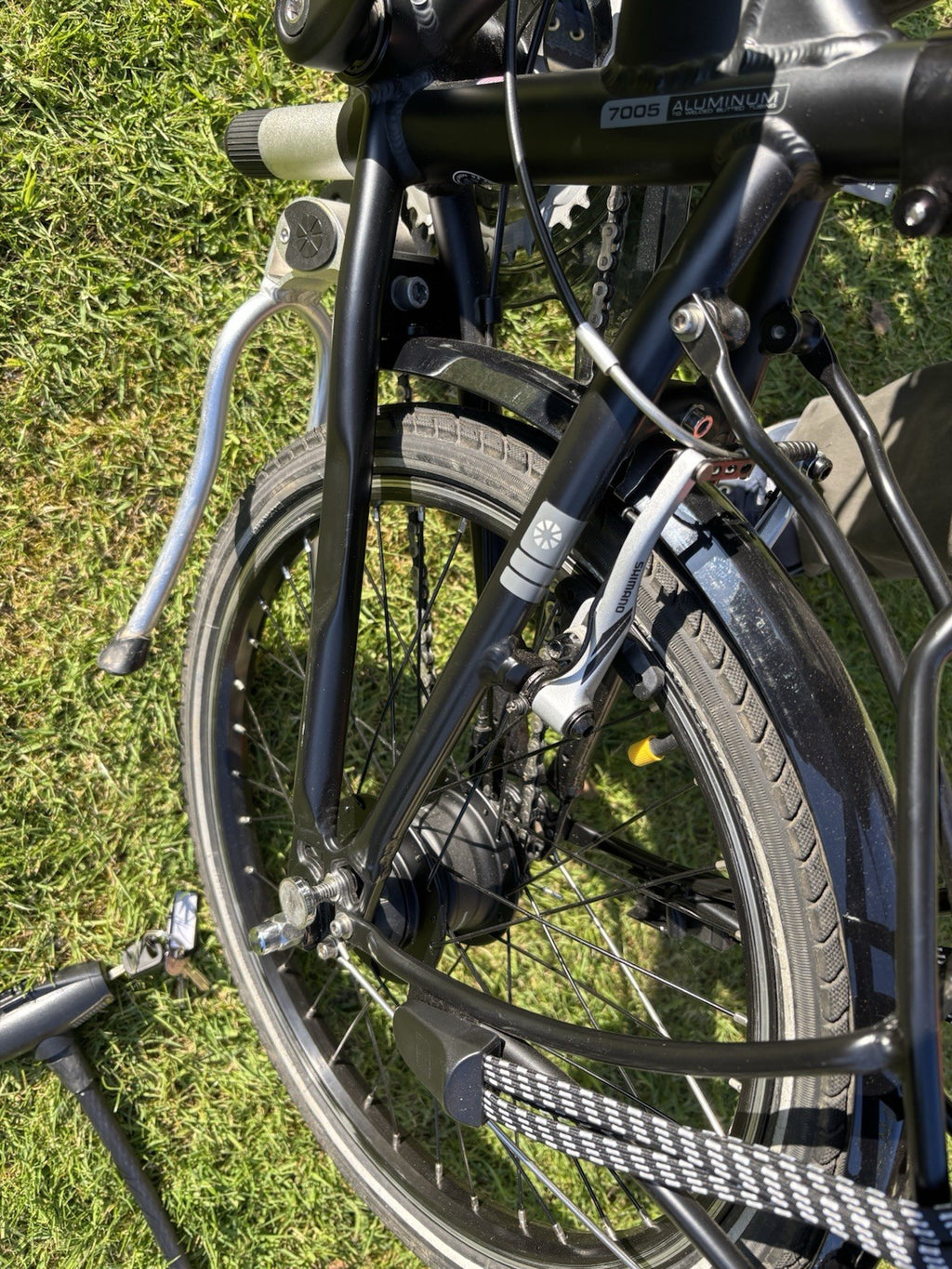 Dahon Vitesse Folding Bike  Excellent Condition
