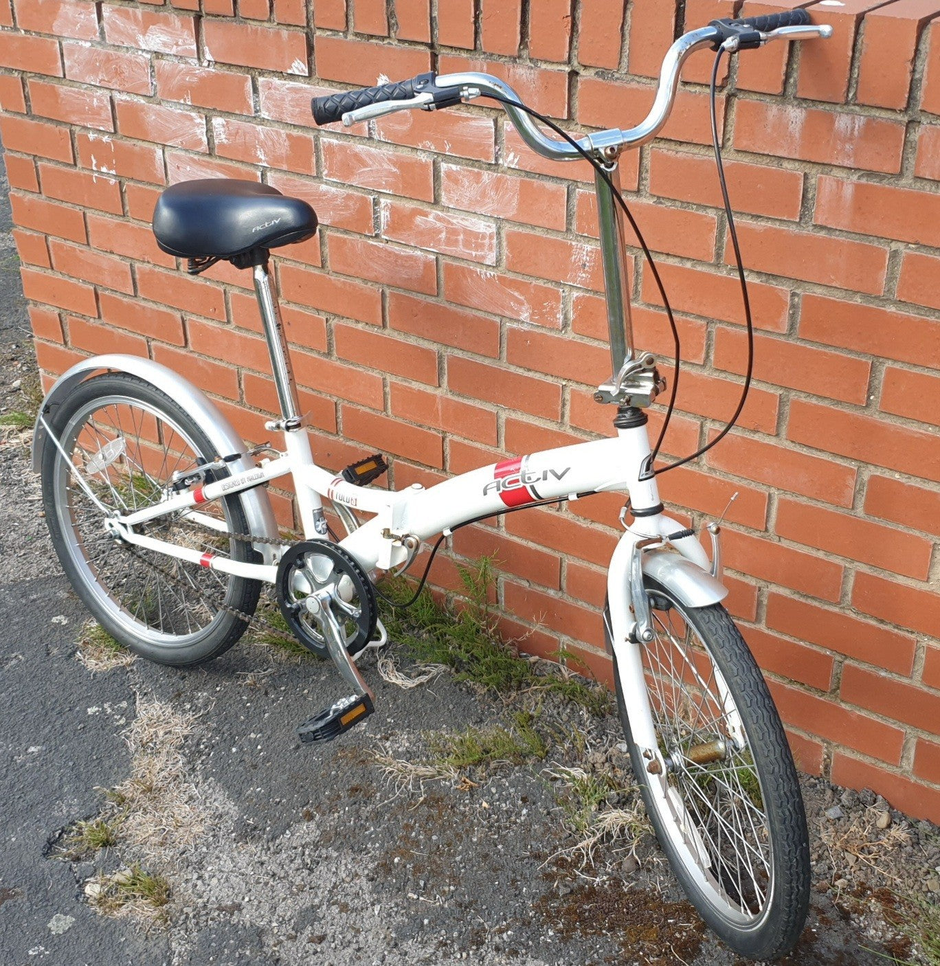 Raleigh Activ Fold‑S 20” Folding Bike – Fully Serviced, Ready to Ride – White