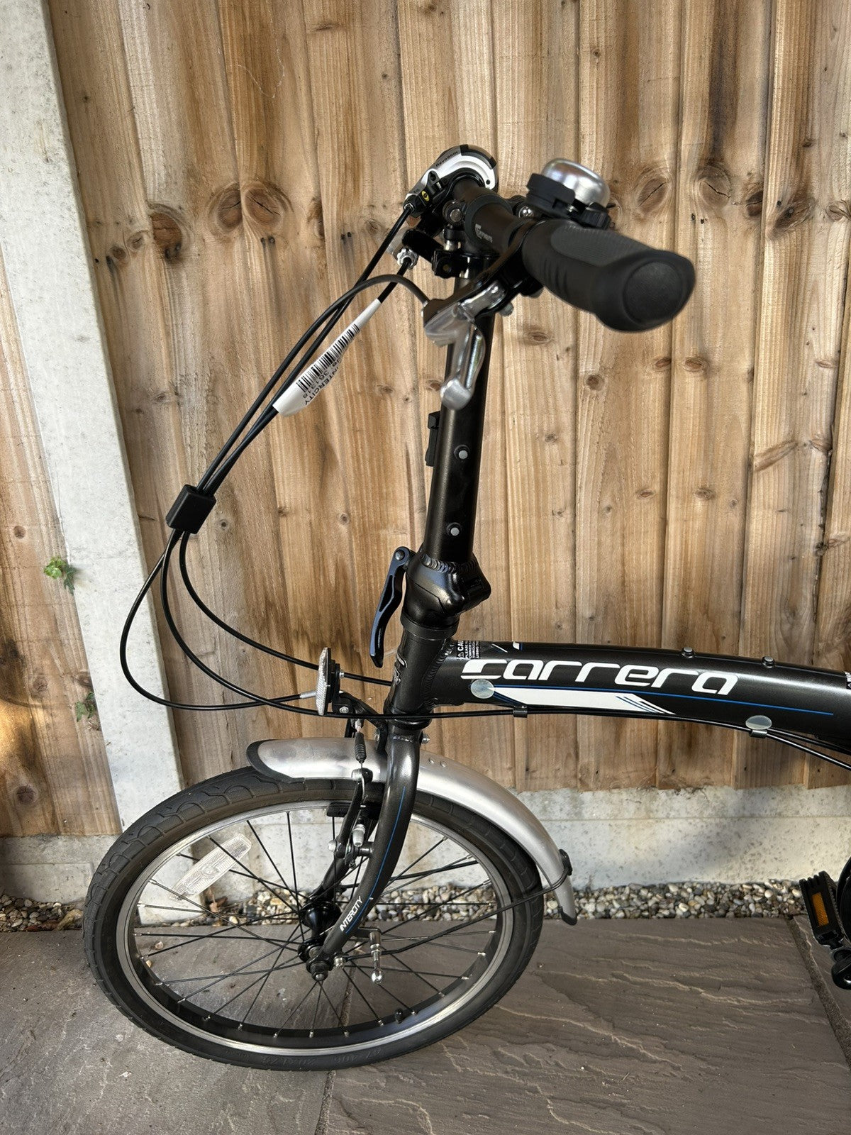 Carrera Intercity 20in Folding Bike Black/Silver Rear Rack Mudguards V-Brake
