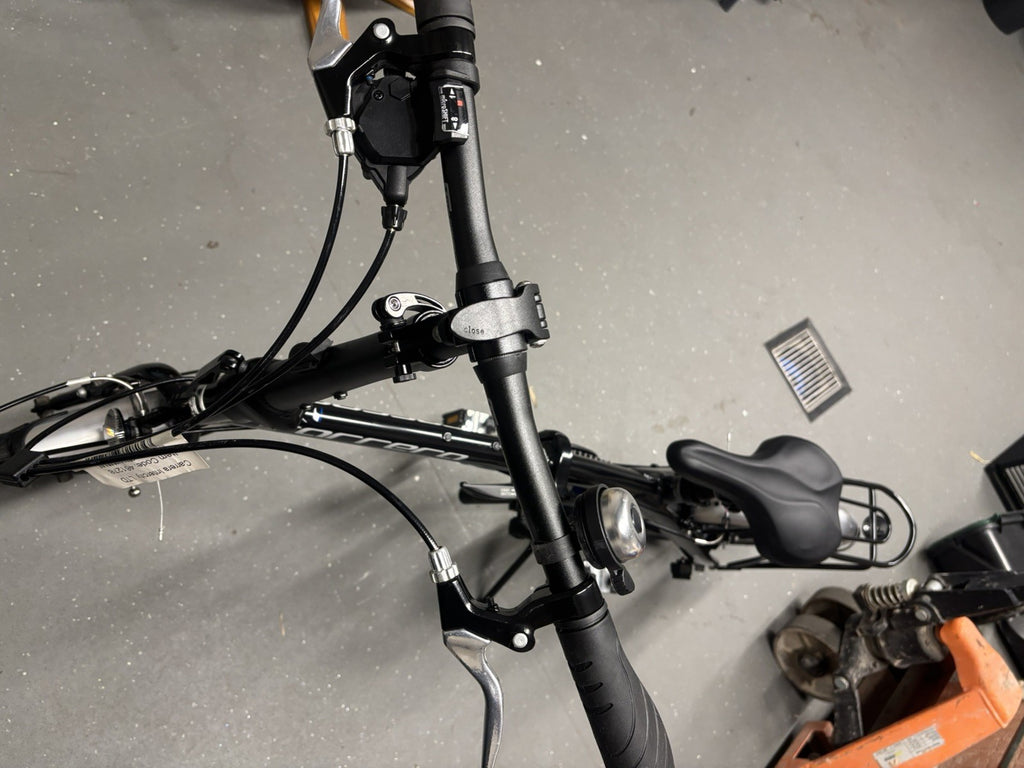 Carrera Intercity Unisex 8 Speed 20'' Wheels Compact Folding Bike - RRP £400