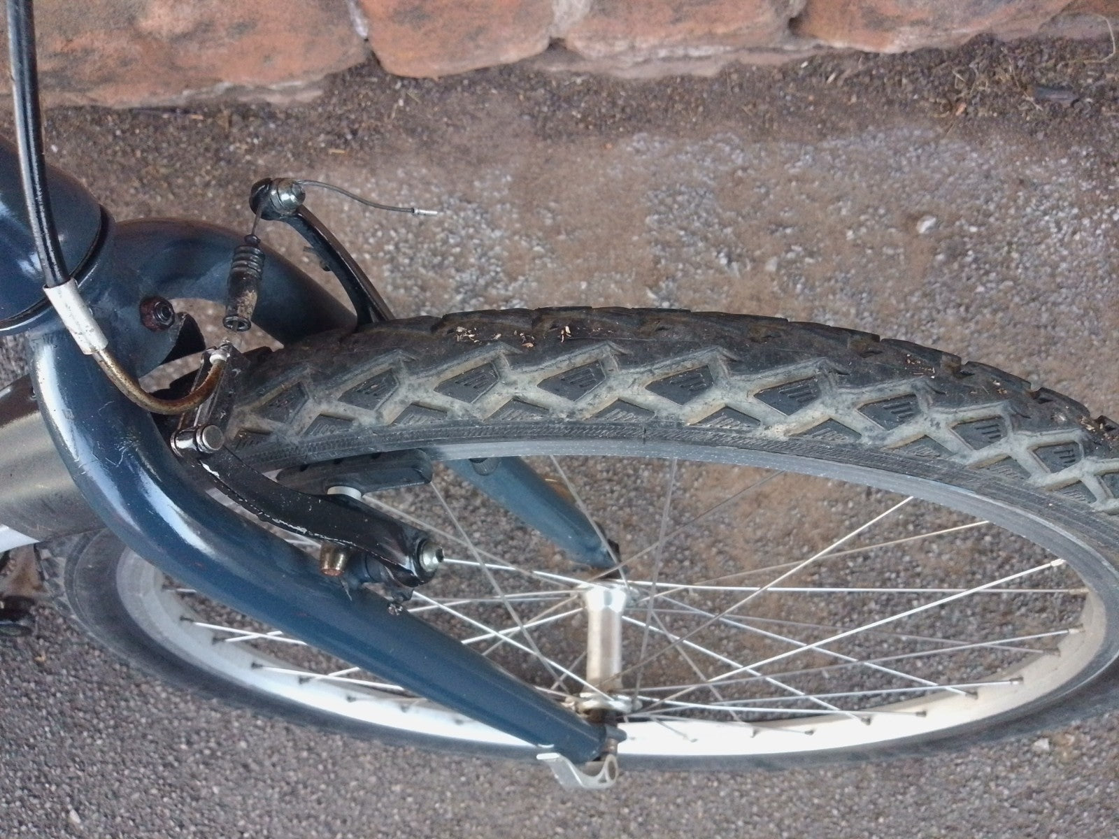 DAHON 26-inch folding Mountain Bike - Blue, Good Condition