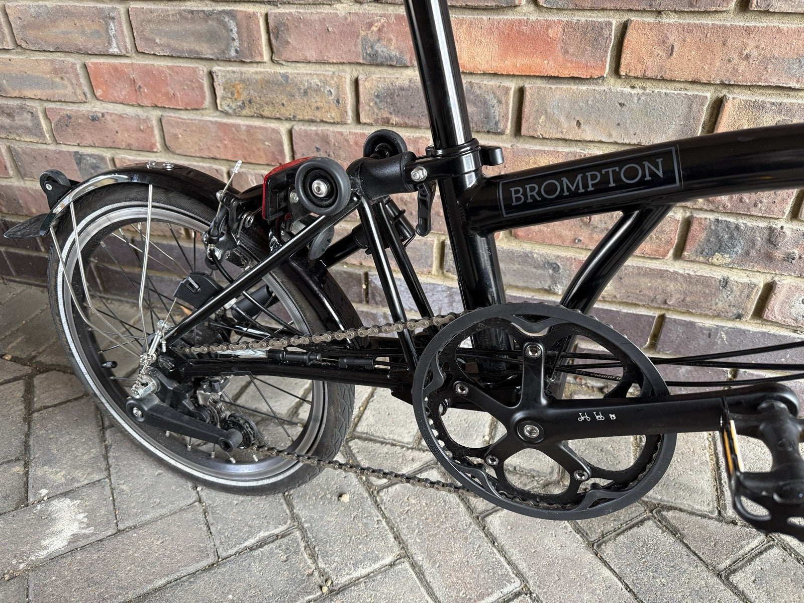 Brompton M6L Black Edition 6 Speed Folding Bike With Toolkit And Messenger Bag