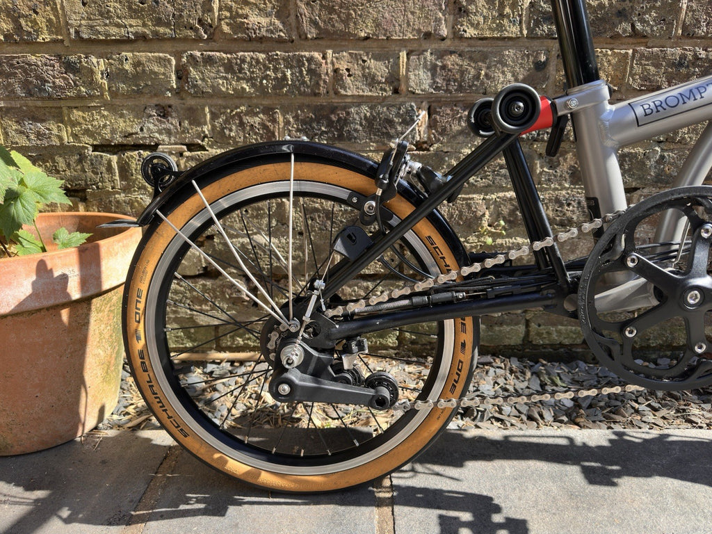 Brompton CHPT3 V3 Bike 6 Speed With Titanium Mudguards and Brompton CHPT3 bag