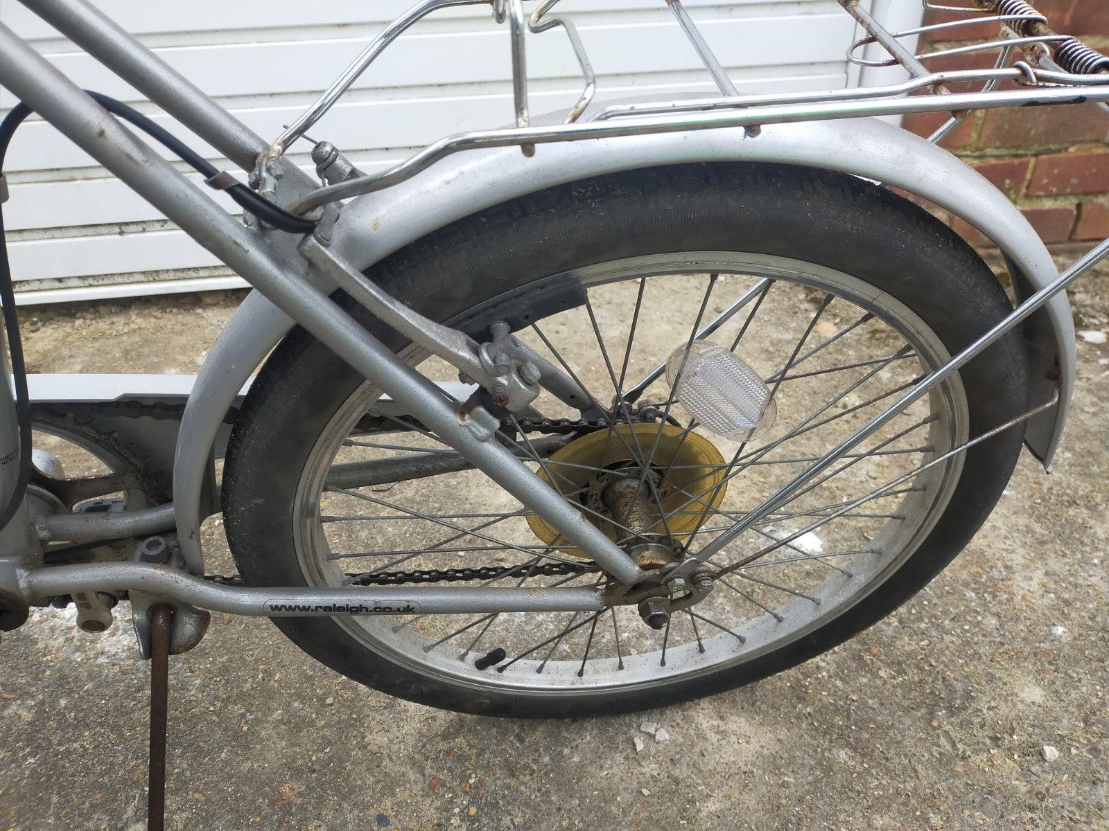 Fold Up Bicycle Ladies Raleigh Foldaway Bike. Recycling project, needs service