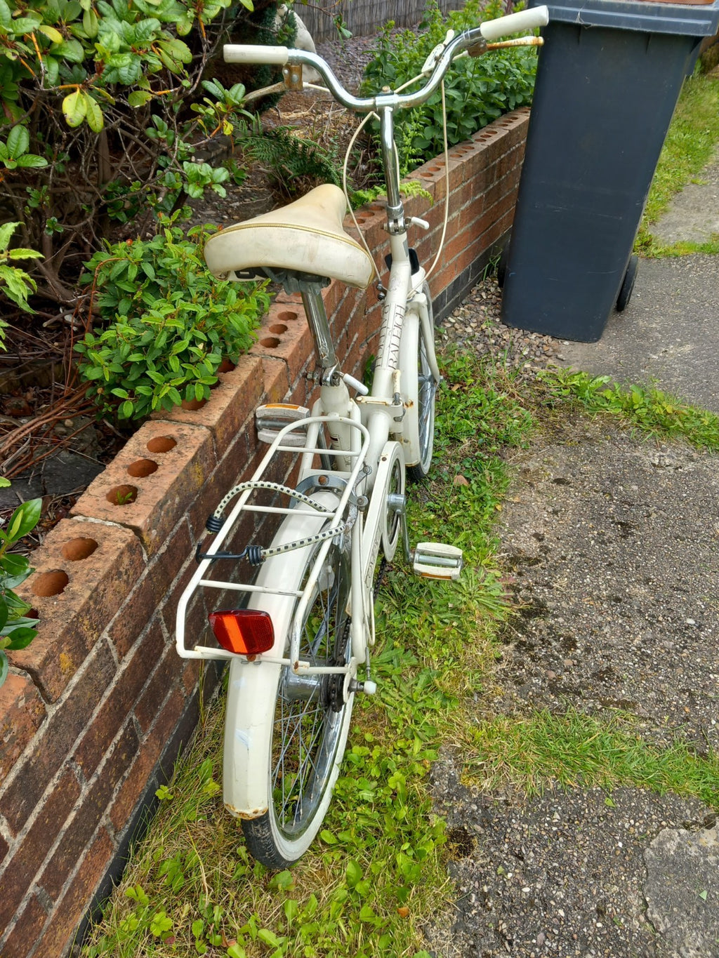 Raleigh Compact Vintage unisex Folding Bike Bicycle Retro Cream White 1970s