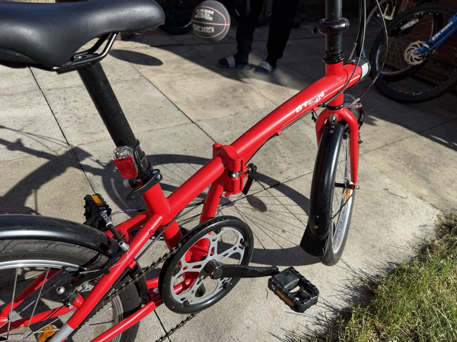 Decathlon BTWIN Tilt 120 Red Folding Bike