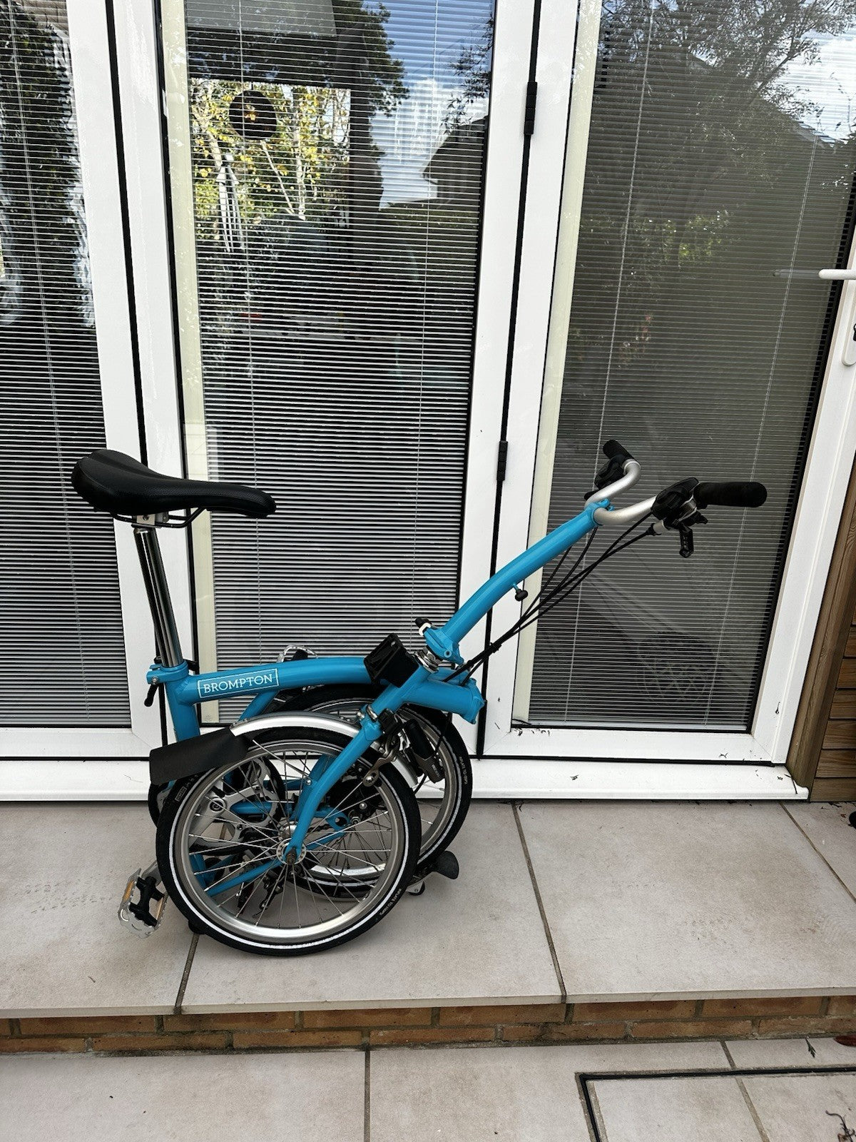 2018 Brompton M6L Folding Bike – Lagoon Blue – Six Speed – Mudguards & Bag