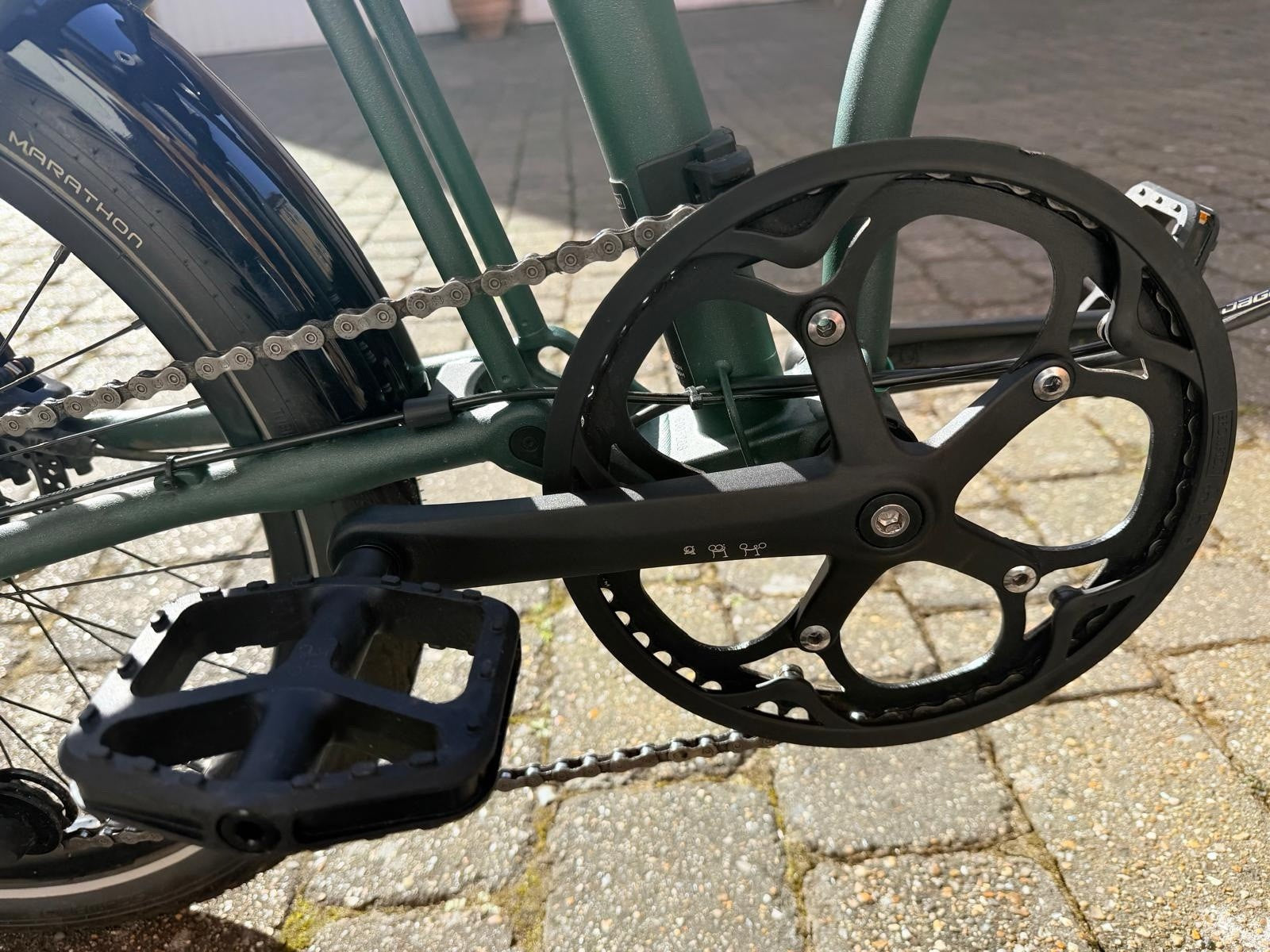 Brompton G Line 8-Speed Folding Bike Size Medium Forest Green.  Excellent .