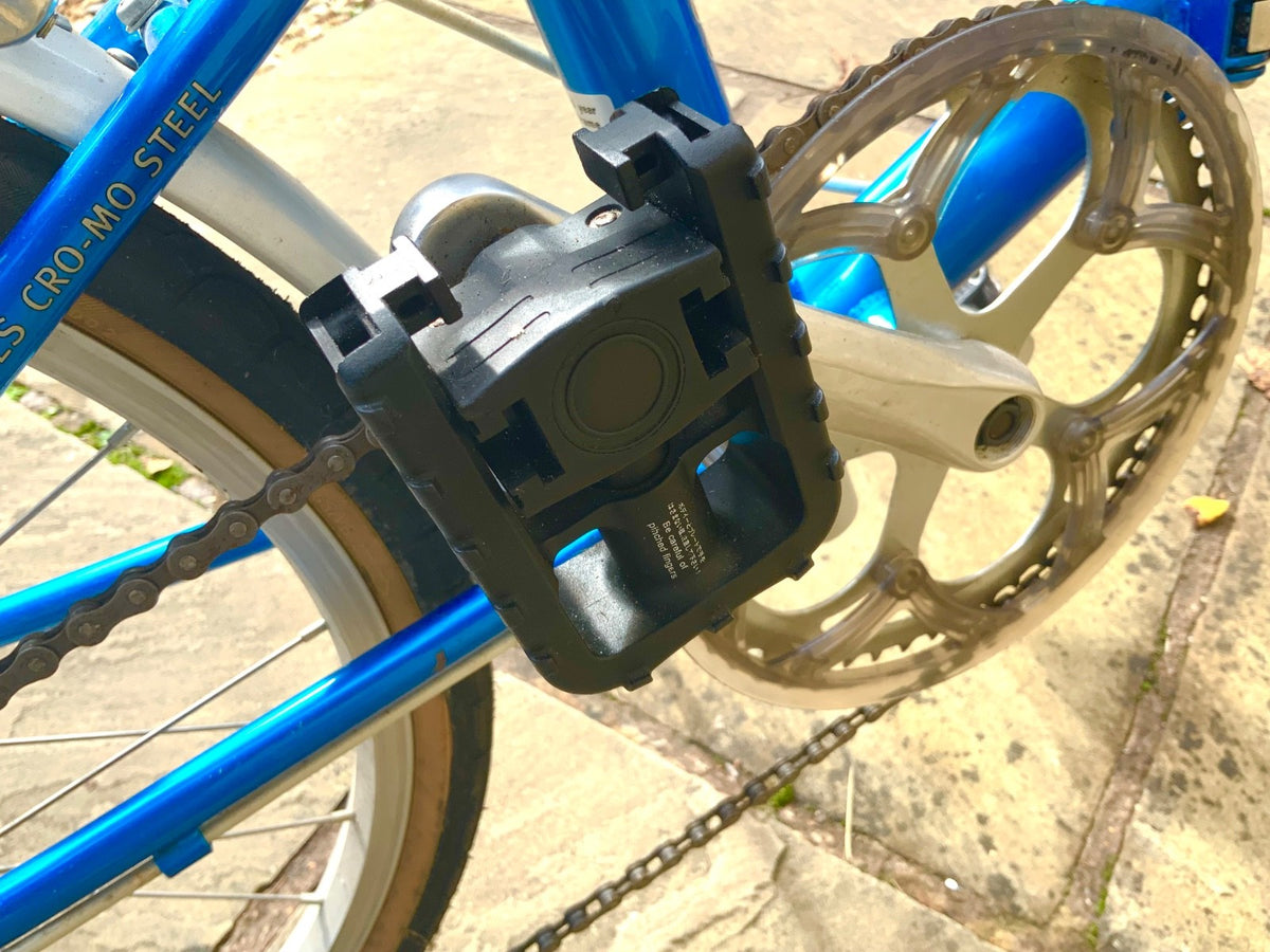 RIDGEBACK IMPULSE UNISEX FOLDING BIKE 10.8 Kg, 5 Speed Gripshift Shimano gears