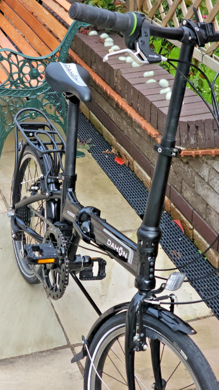 Dahon Vitesse D8 Folding Commuter Bike, Obsidian black - Pro-Serviced V.G.C