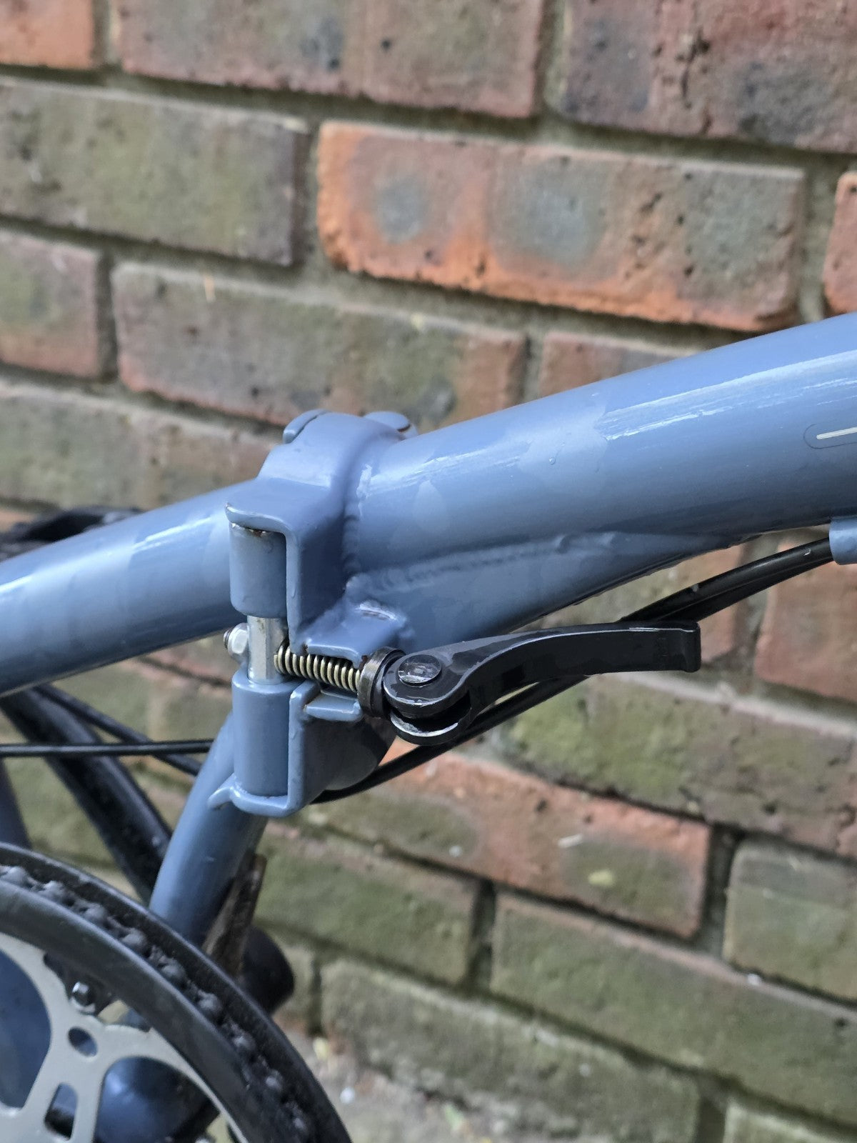 BTWIN FOLD UP BIKE (20" WHEELS)