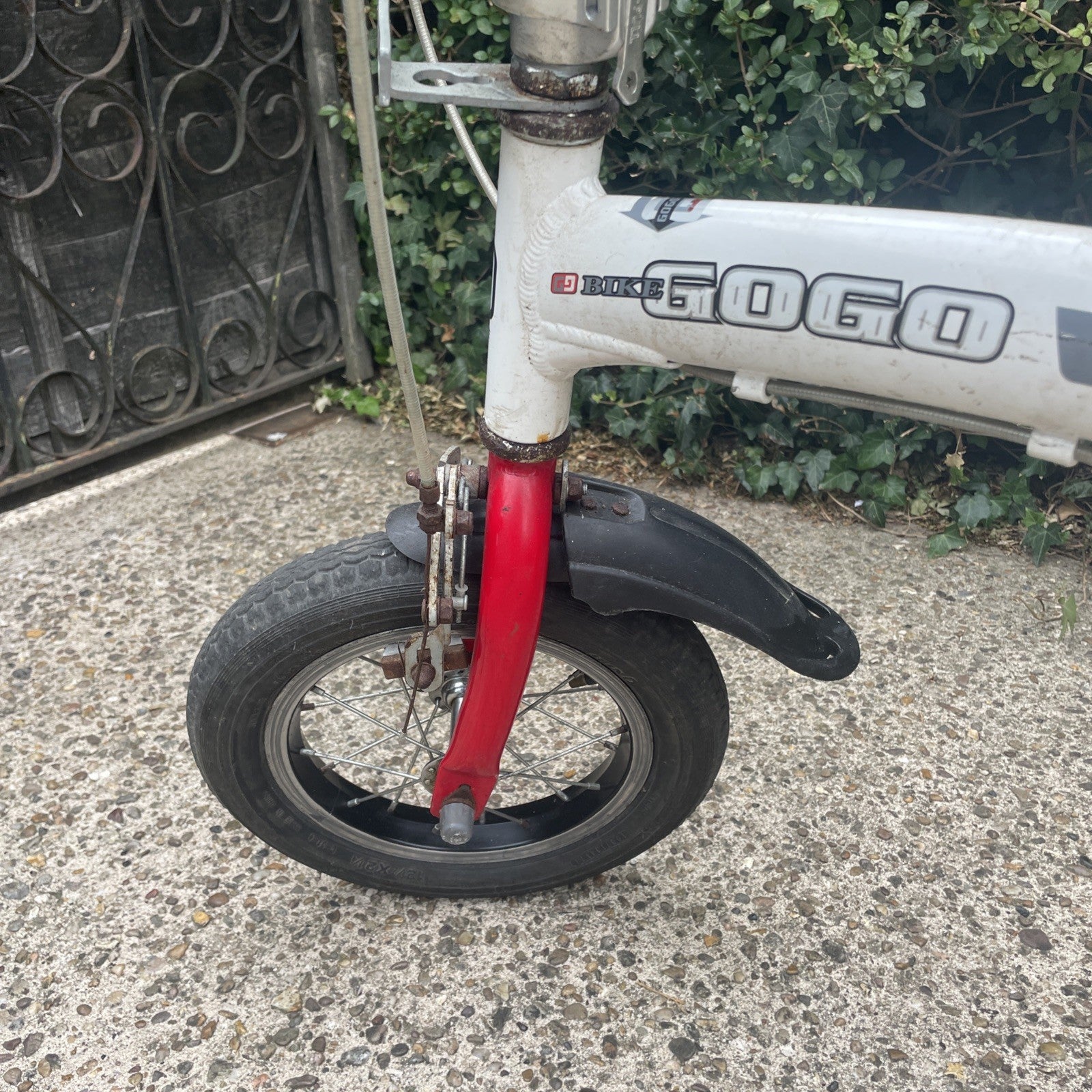 GoGo Fold Up Bicycle