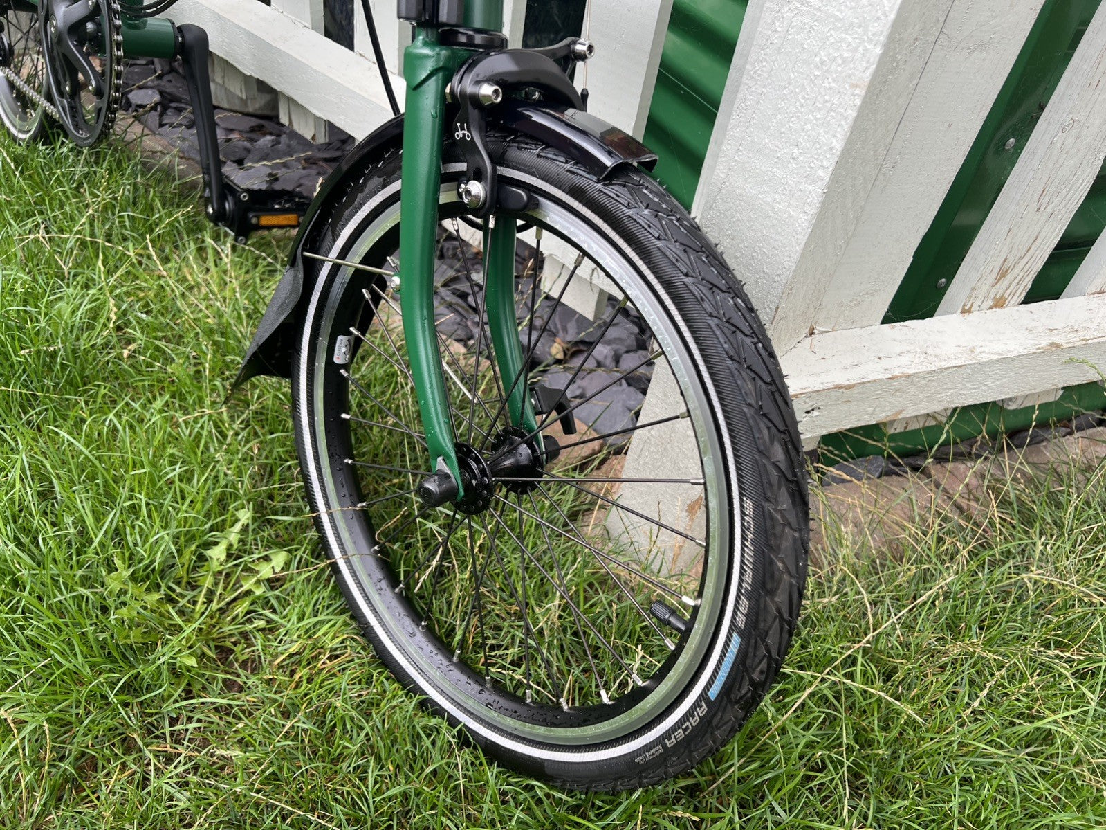 2024 Brompton C Line Explore 6-Speed - British Racing Green - pristine