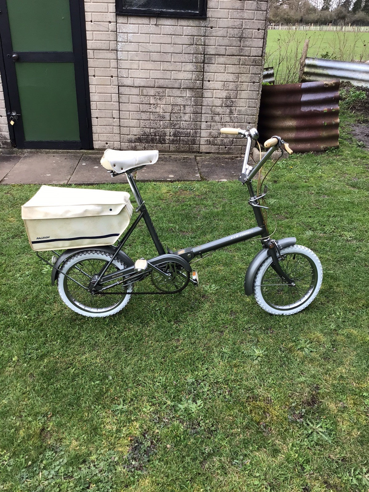 RALEIGH RSW COMPACT FOLDING BICYCLE Unrestored Original Exceptional condition.