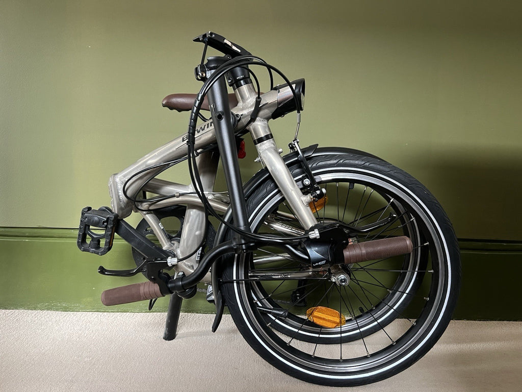 Decathlon BTwin Tilt 900 folding bike, 12kg aluminium, 9 speed (560 predecessor)