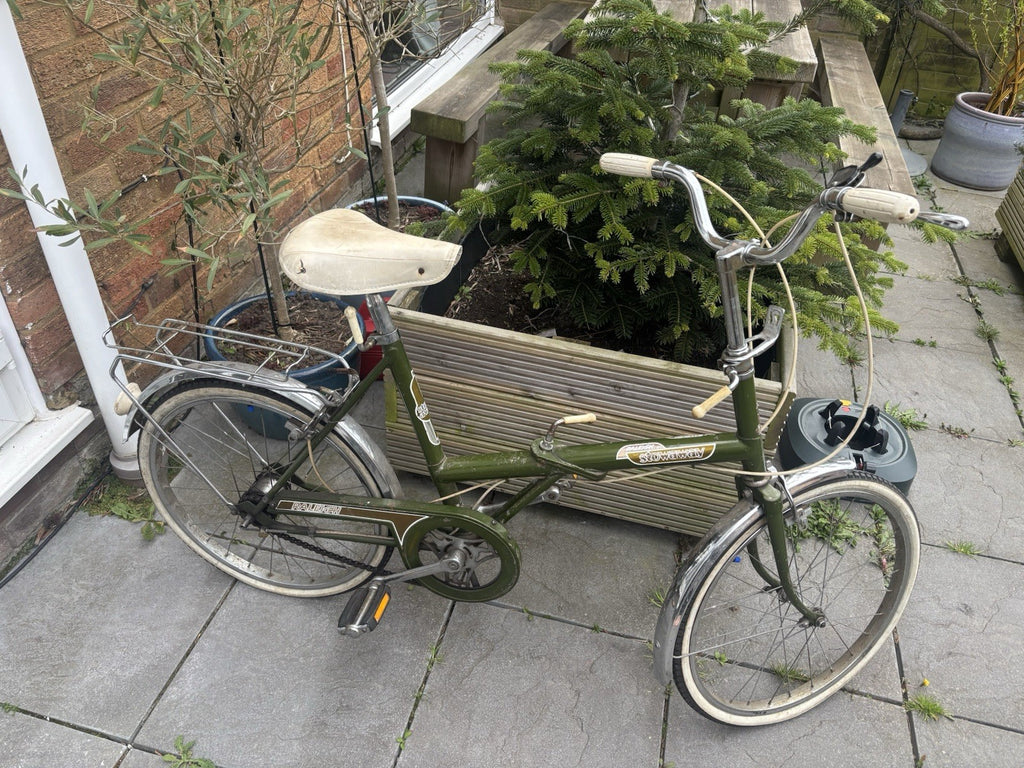 Raleigh stowaway folding bike green 1980
