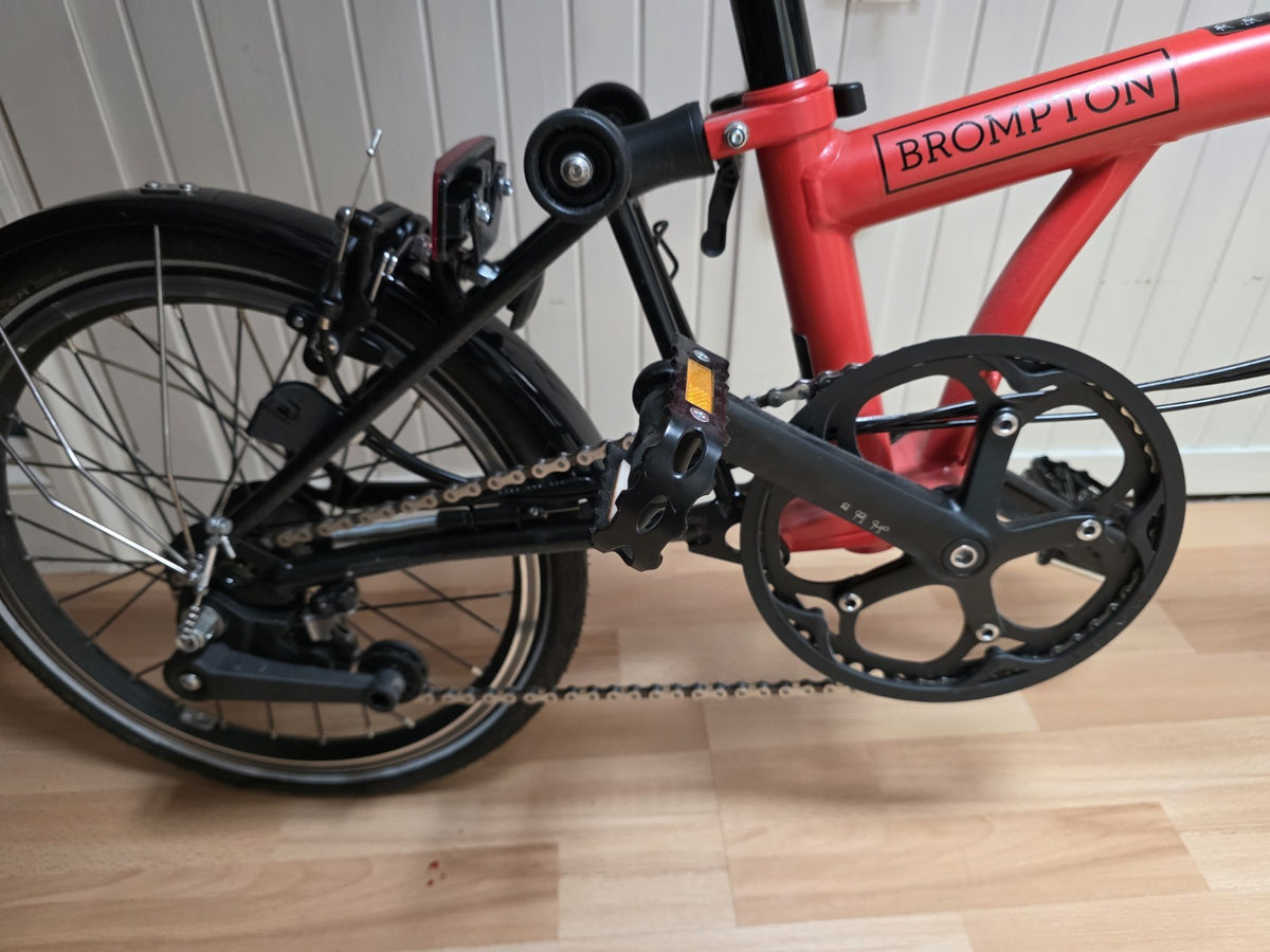Brompton Folding Bike 16in M 2023 Red/Black Mudguards.
