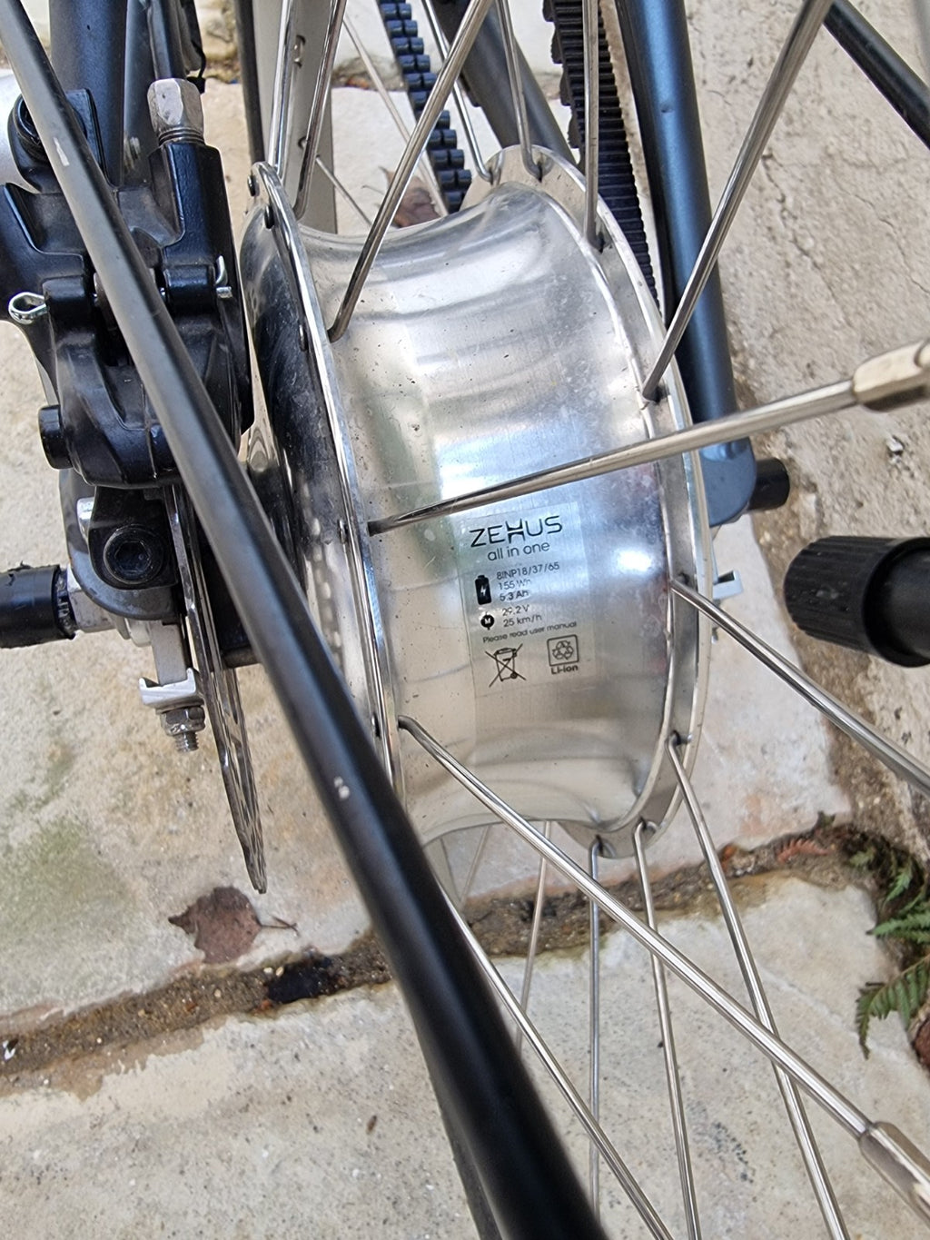 Vello Folding Bicycle Automatic Plus 20 Wheels Excellent Condition
