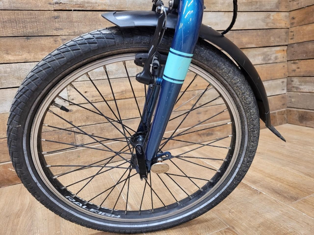 Raleigh Evo Electric Folding Bike 20 Inch Shimano Gears Blue No Battery