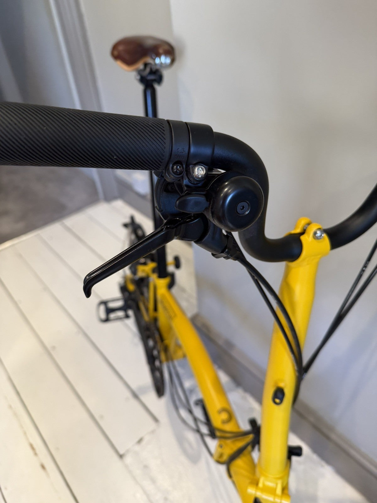 Brompton 2025 C-Line 6-speed High Handlebar - Yellow - Excellent Condition