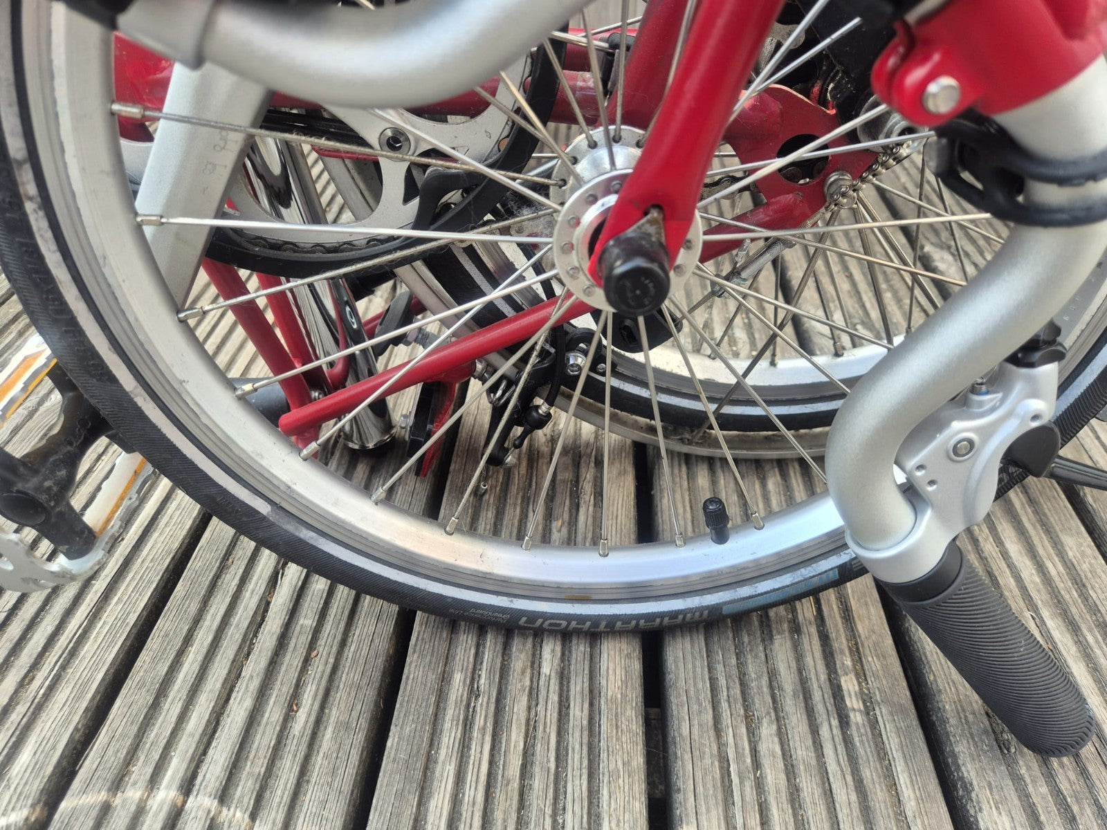 Brompton M3L Folding Bike 3-Speed, Red, Excellent Condition, Barely Used