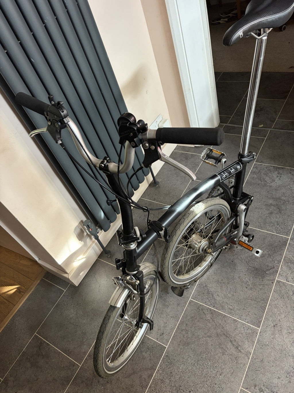 Brompton M6L Folding Bike Black, 6 Speed