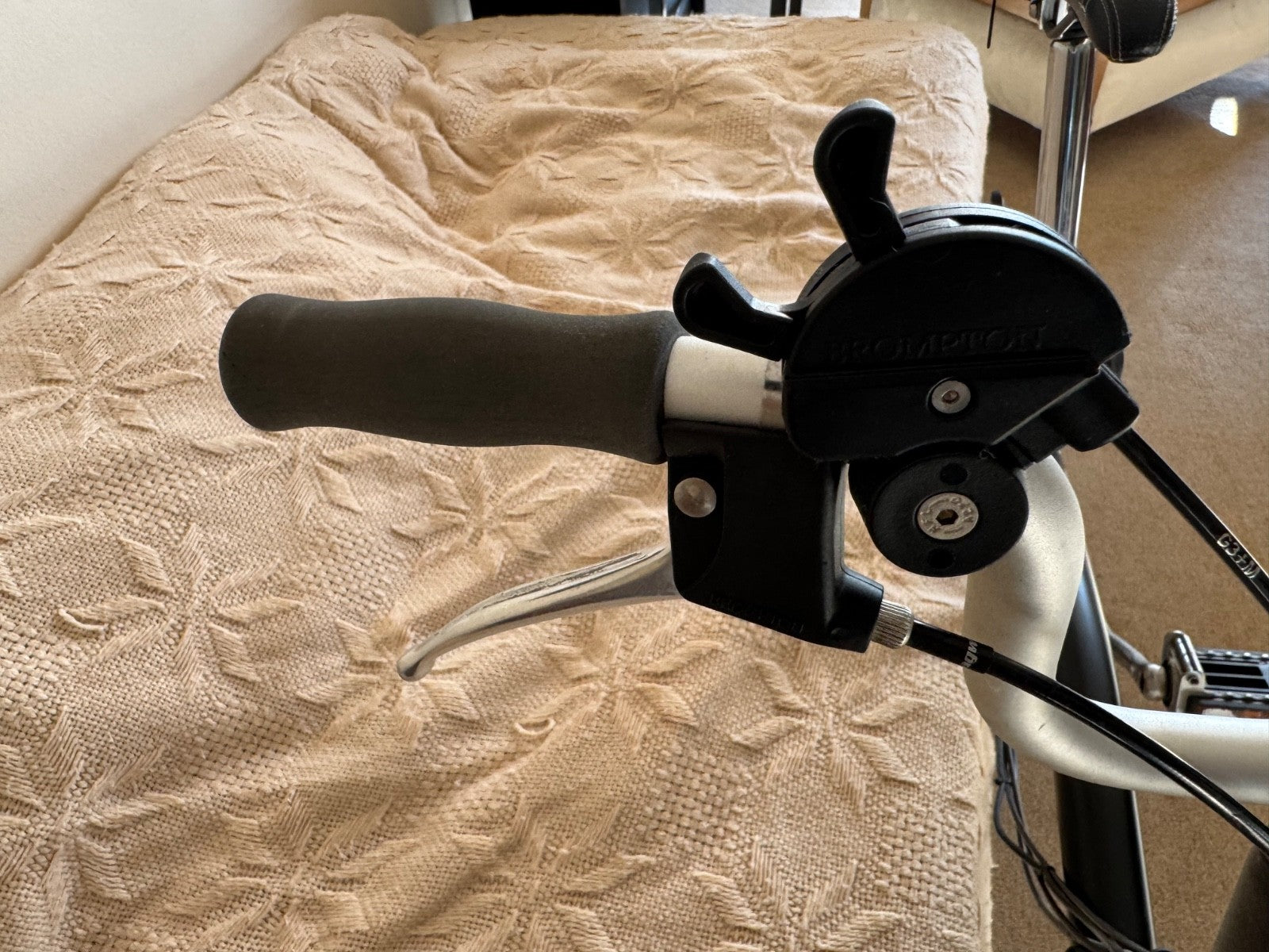 Brompton Superlight 6-Speed, Titanium Rear, Hub Dynamo, Very Low Use