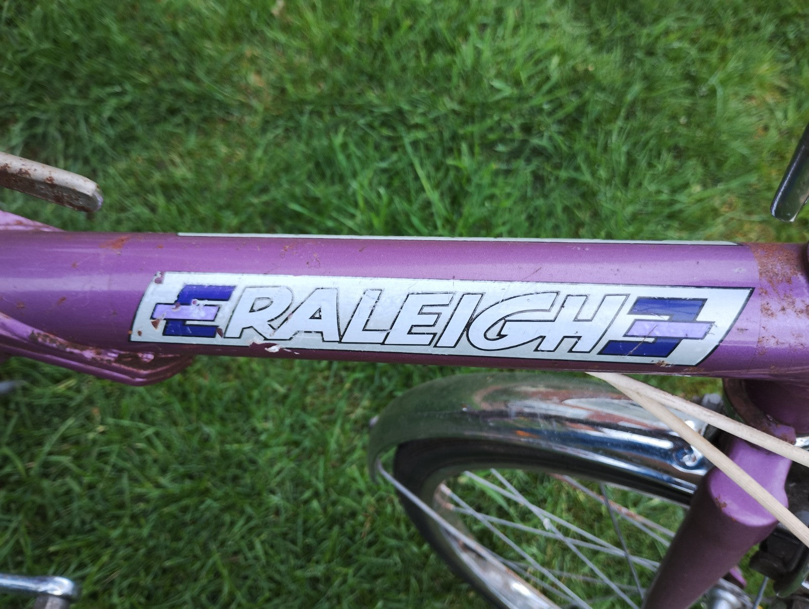 vintage raleigh folding bike. Project / fix up/ spares.