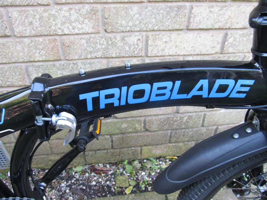 BIKE  FOLDING 20" WHEELS UNISEX DISC BRAKES -EXCELLENT SUPER CONDITION