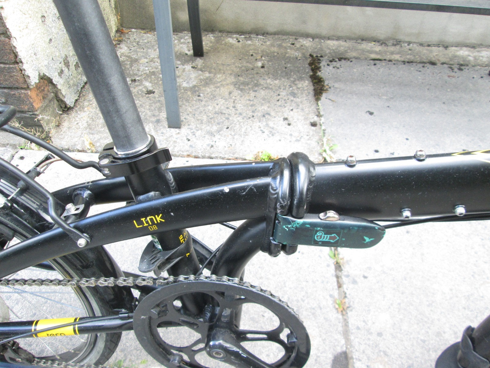 TERN LINK D8 FOLDING BIKE