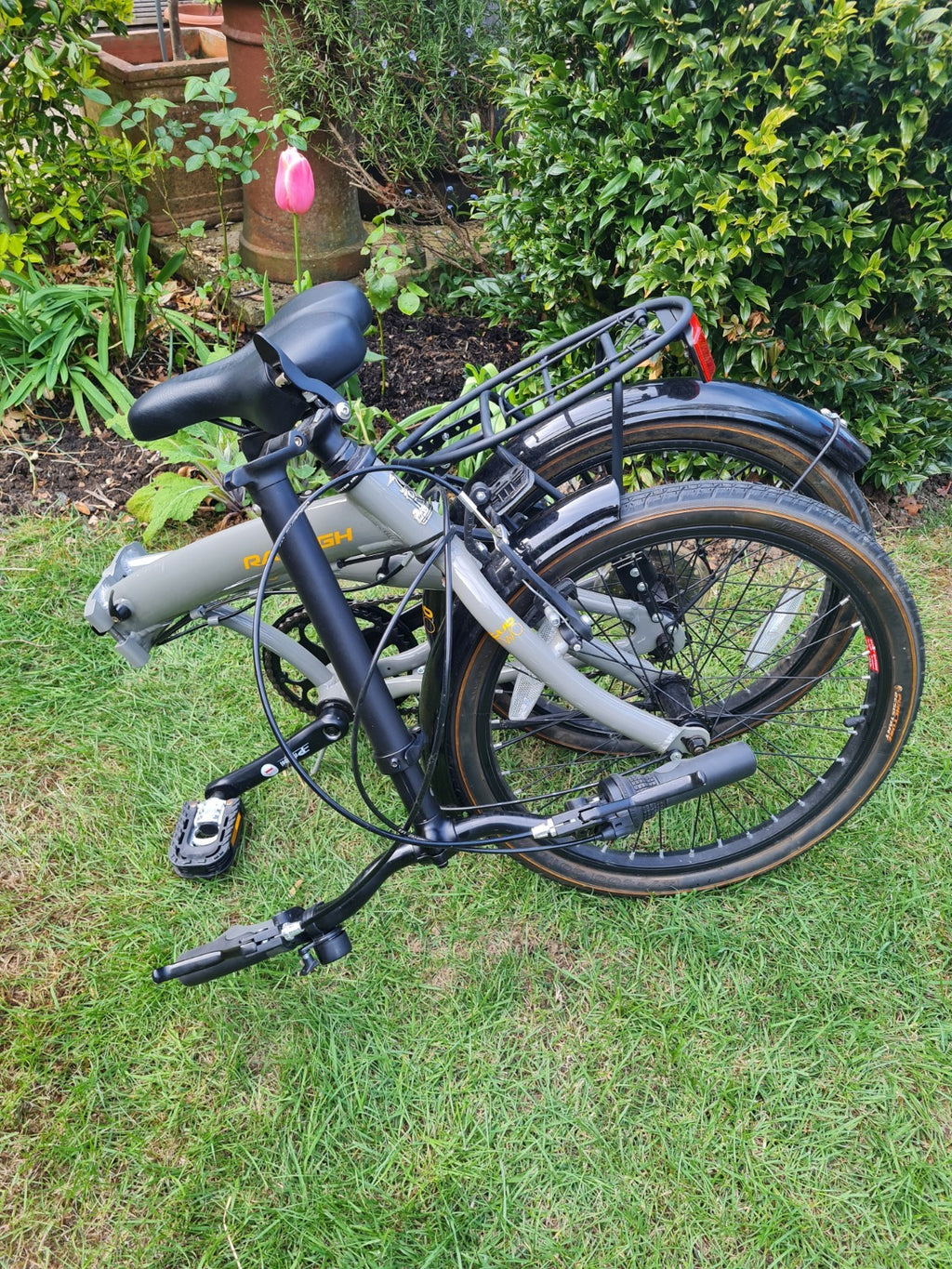 Raleigh Evo Two Folding Bike.  (Two Bikes Available - Collection only: KT22)