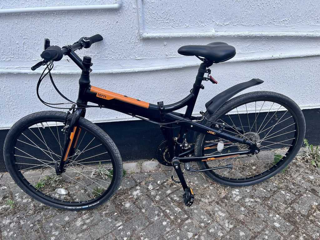 Tern Joe C21 15 26in Folding Bike w/ Mudguards, Black/Orange