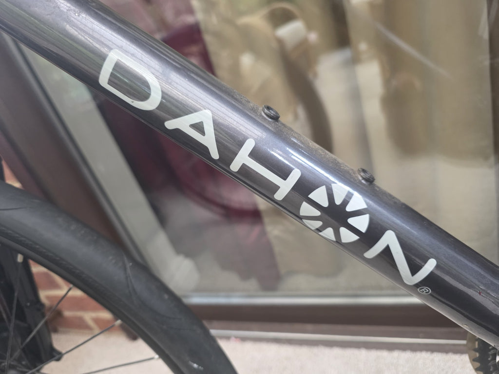 Dahon Matrix 2011 Full Size Folding Bike, 26' Wheel, Disk Break