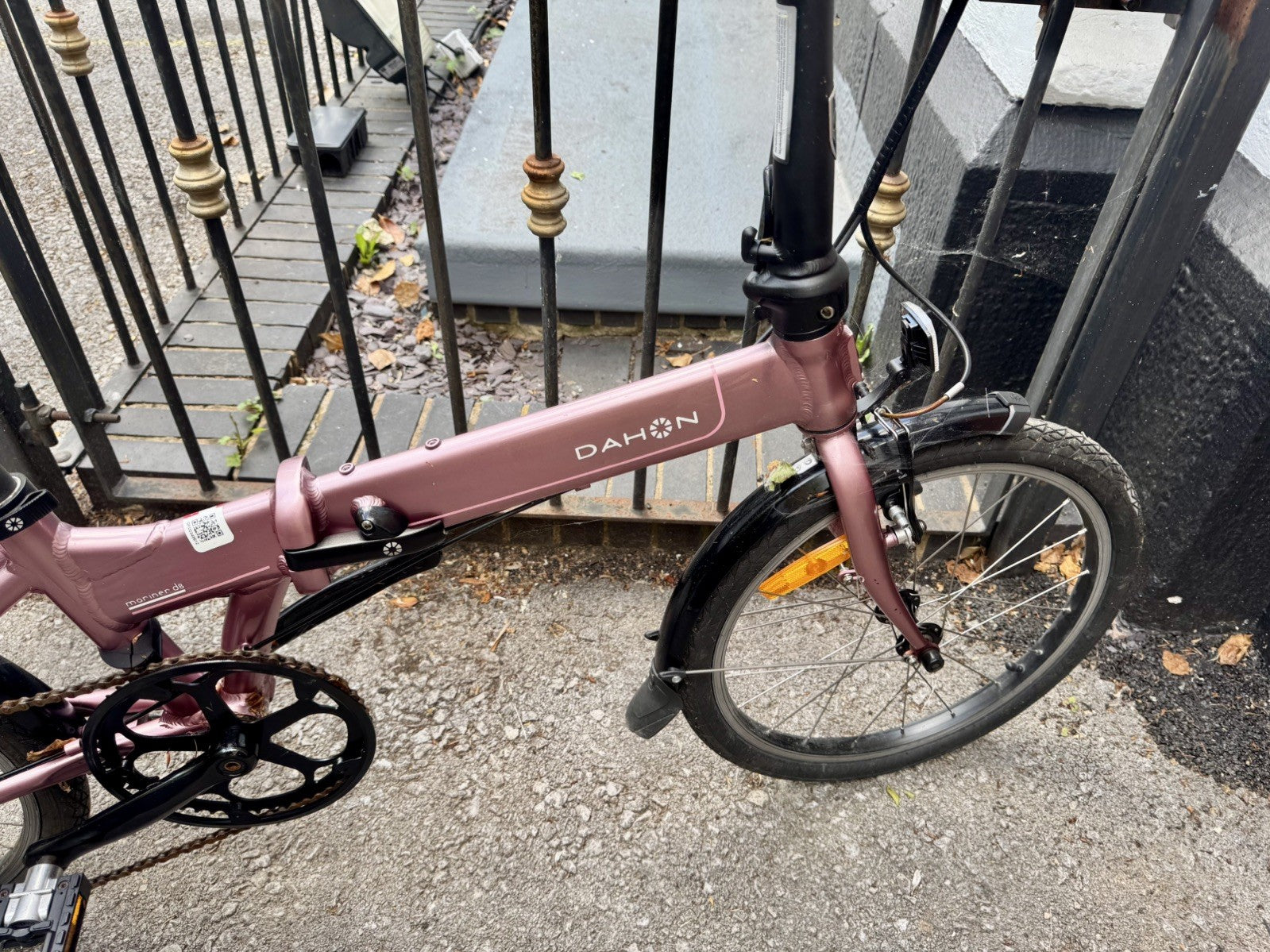Dahon Mariner D8 Folding Bike 20" Wheel 8-Gear