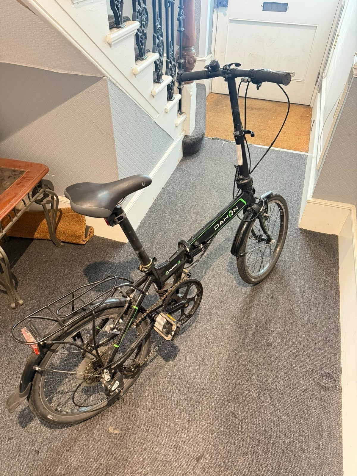 Dahon Vitesse D8 Folding Bike – 20” Wheels – 8 Speed Shimano
