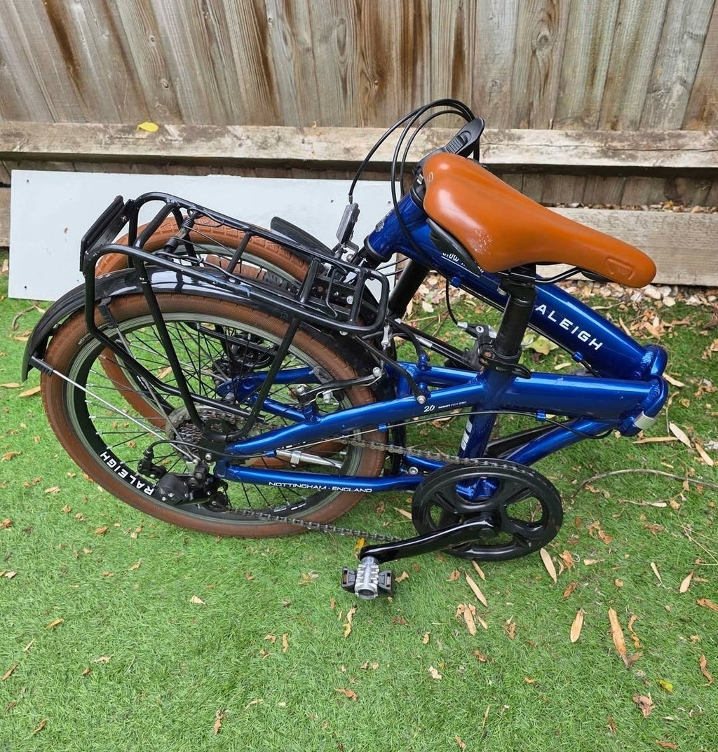 Raleigh Stowaway Folding Bike Unisex 7-Speed Hybrid Bicycle Blue 20 Inch Wheels