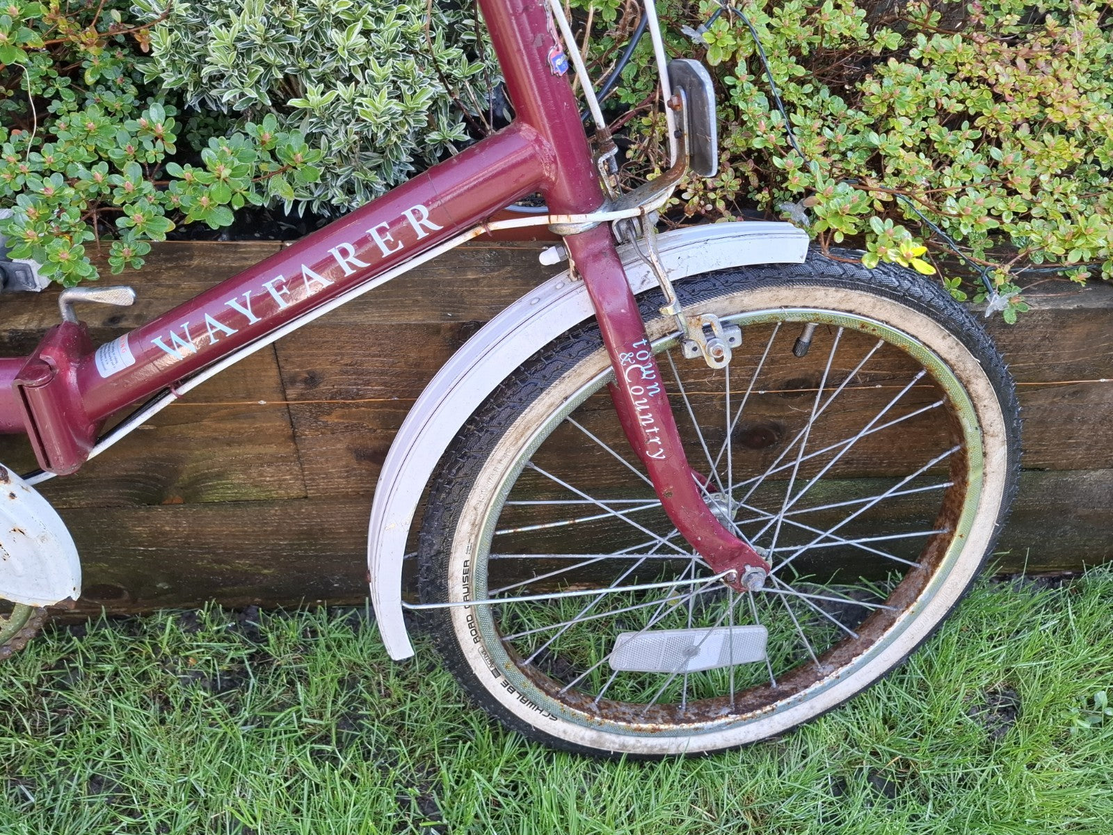 Apollo Wayfarer 1980s Vintage Folding Bike Town and City 20-inch Wheels