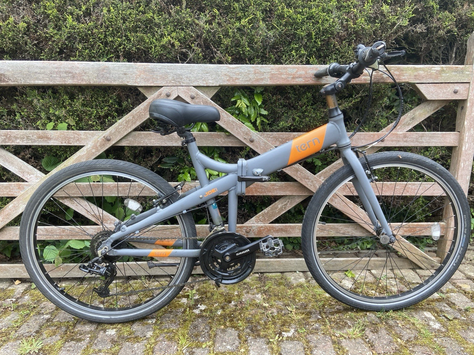 Tern Joe Folding Bike 24" Grey Orange Unisex 24 Speed V-Brake