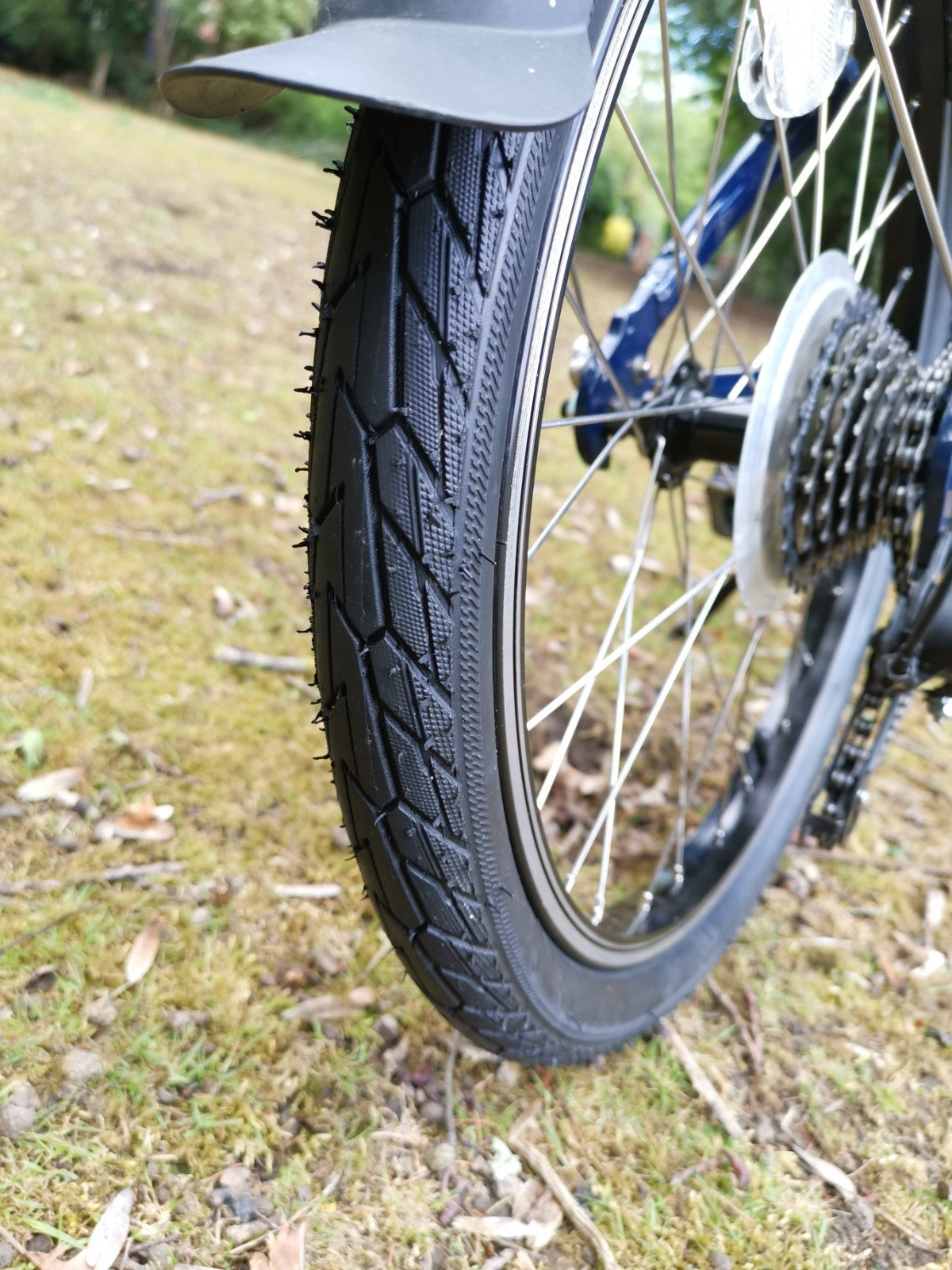 TERN LINK B7    Folding Bike  With Extras    -   ONE WEEKS USE ONLY