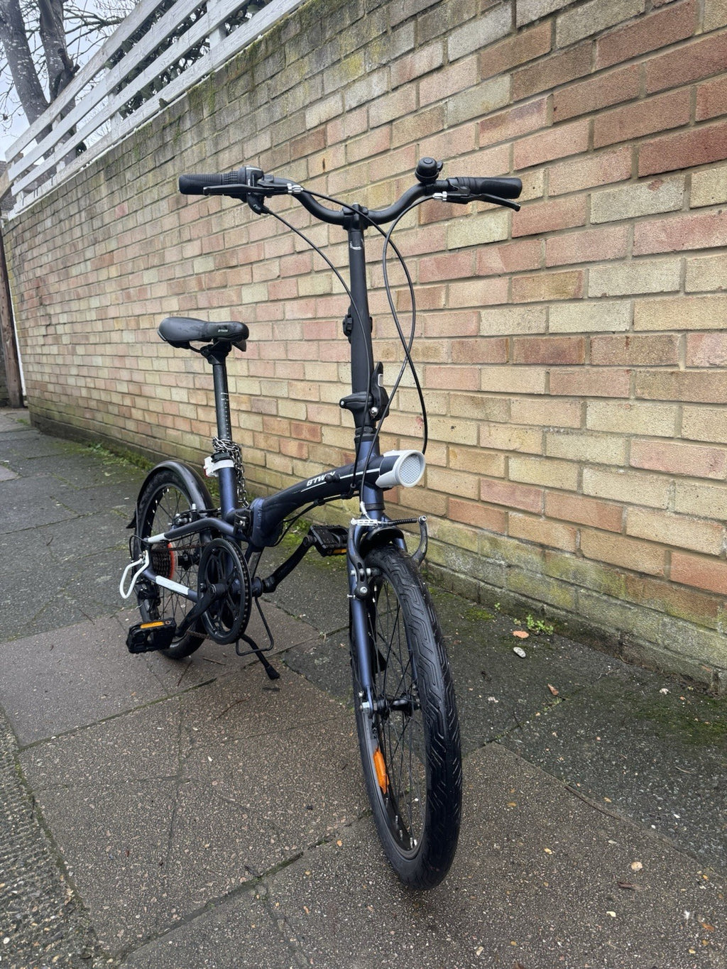 BTWIN Folding Bike 20″ | Urban Commuter Bicycle | 6-Speed Bike | Great for City