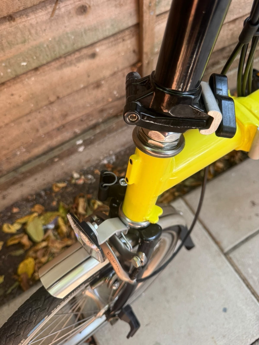 Classic 6-Speed Brompton Folding Bicycle - yellow Excellent condition