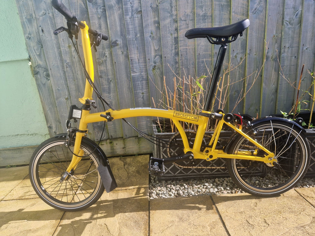 Brompton C line 6 speed folding bike used twice!