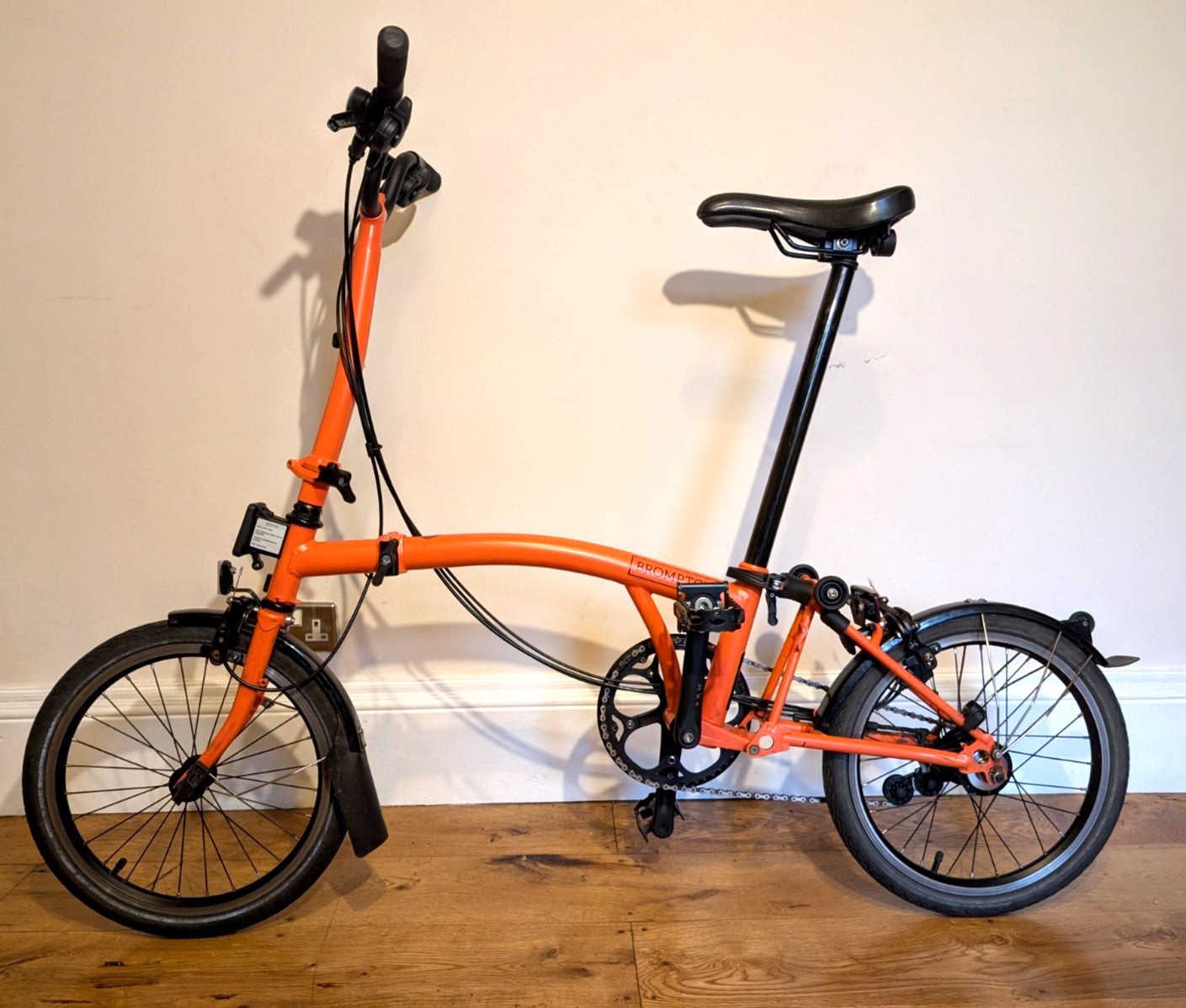 Brompton C Line 6 speed Fire Coral/Orange, recently serviced + Lights and Basket