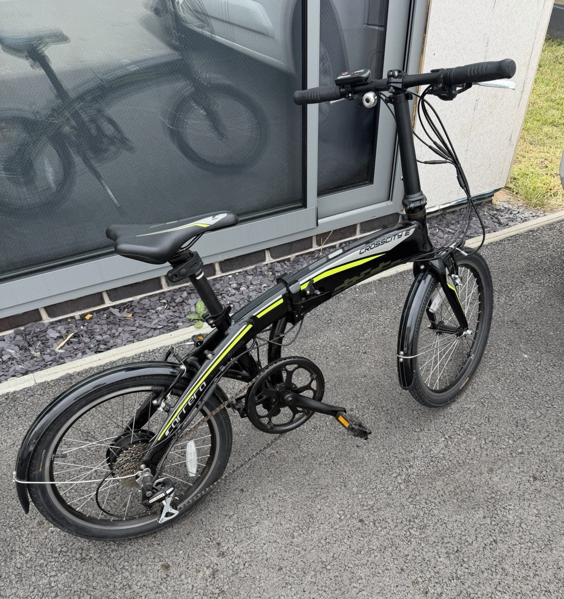 Carrera Crossfire 20in Folding Bike Black/Yellow 7-Speed BRAND NEW BATTERY
