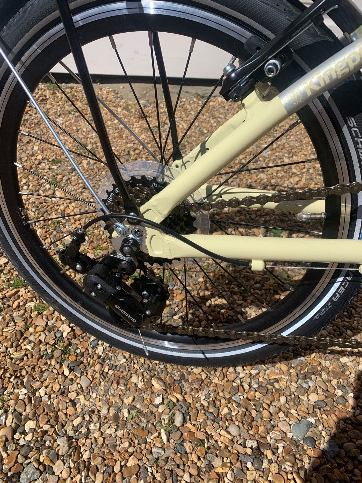 PAIR OF DAWES KINPIN FOLDING BIKES UNUSED AND IN MINT CONDITION